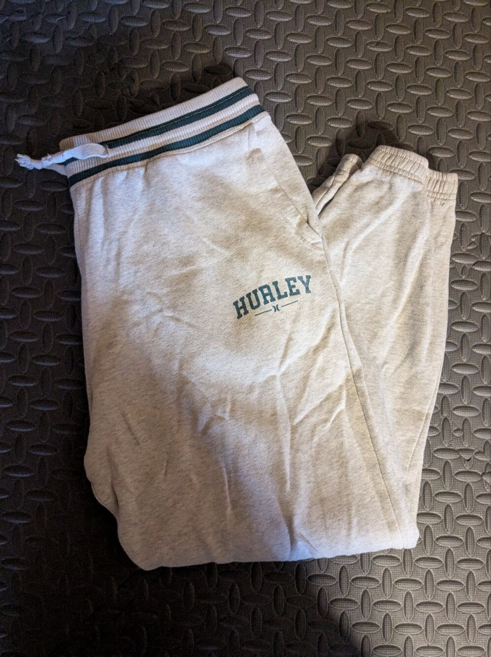 Hurley Medium Gray Sweatpants W/Green Logo Striped Elastic Waist/Pockets